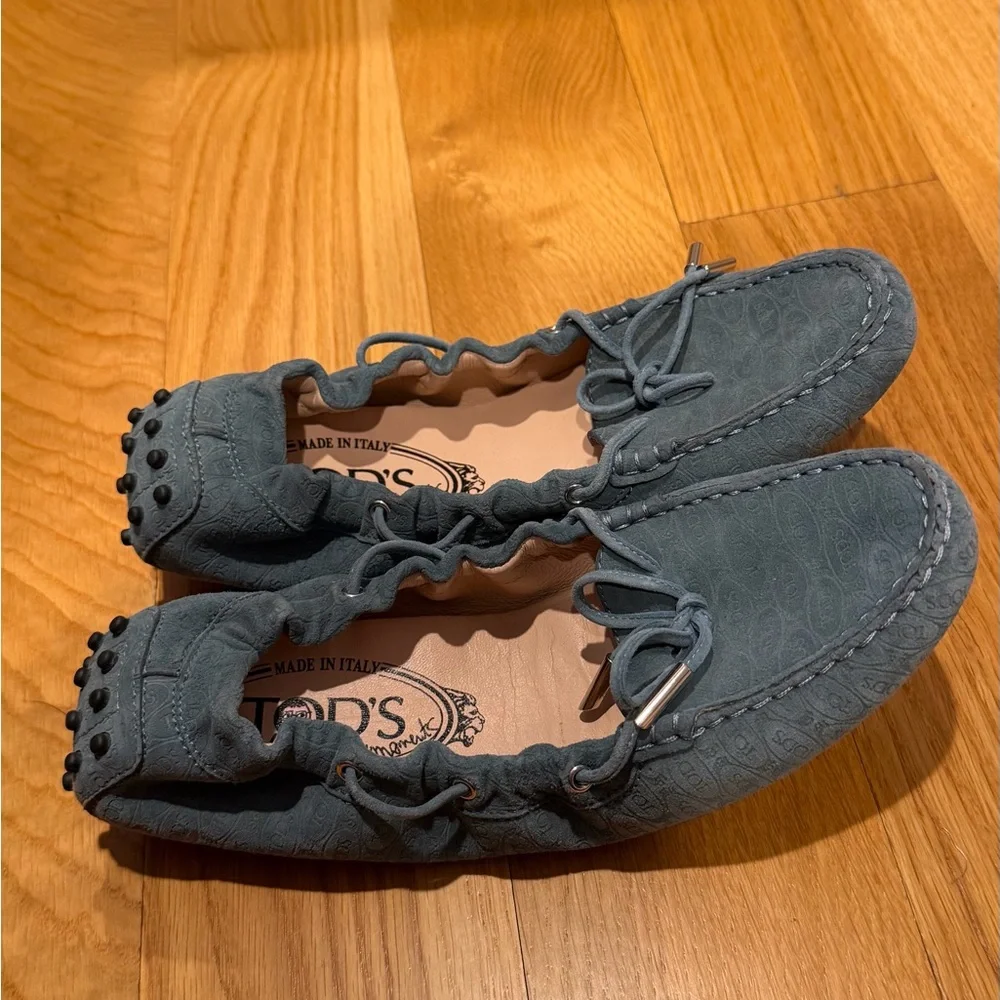 Tod's Teal Suede Women's Driving Moccasins